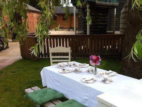 Cider Cottages Burley Esterno foto